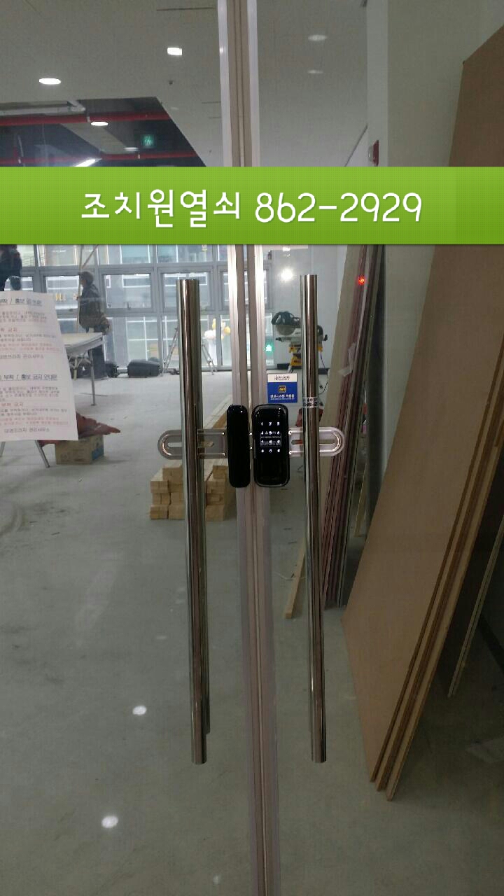 3553494384_fkn08hvH_558368b830658819ad0a5cb56ebfc8729fd5e66b.jpg 이미지크게보기
